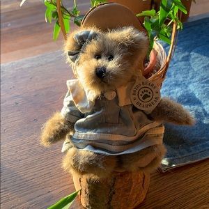 🎄1999 Vintage Boyd’s Bear “BethanyThistlebeary”